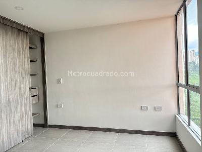 Apartamento de 3 alcobas en venta en Itagui, Itagüí, 77 m² · foto 10 de 18
