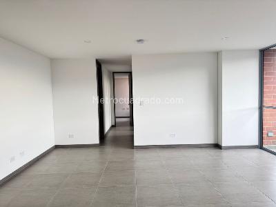Apartamento de 3 alcobas en venta en Itagui, Itagüí, 77 m² · foto 5 de 18