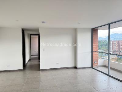 Apartamento de 3 alcobas en venta en Itagui, Itagüí, 77 m² · foto 6 de 18