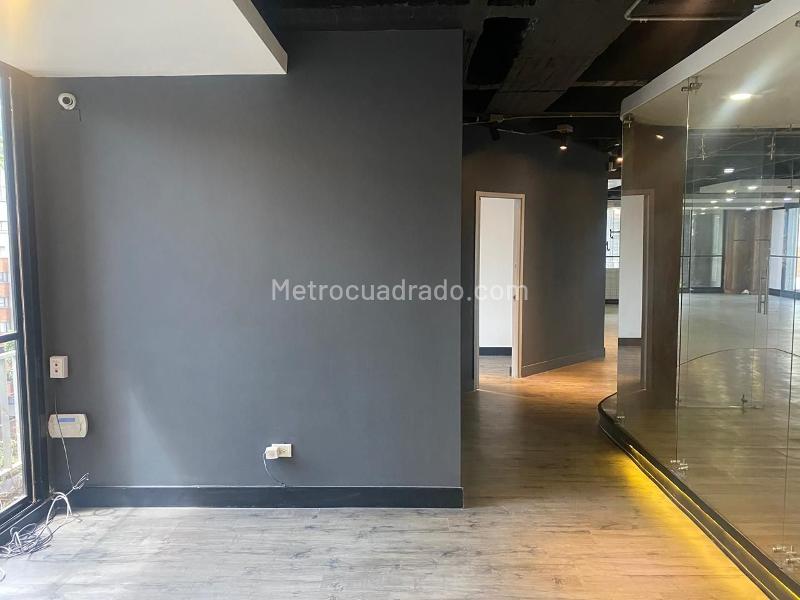Oficina en Arriendo, EL POBLADO, Medellín - Vista 2