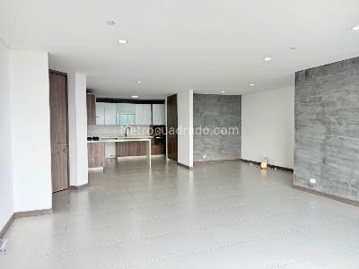 Apartamento en venta en Envigado, Envigado · foto 3 de 18