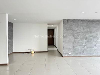 Apartamento en venta en Envigado, Envigado · foto 4 de 18