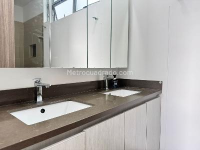 Apartamento en venta en Envigado, Envigado · foto 14 de 18