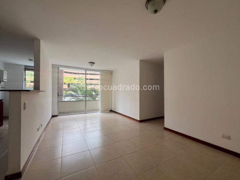 Cozy 3BR Apartment in Envigado - 3