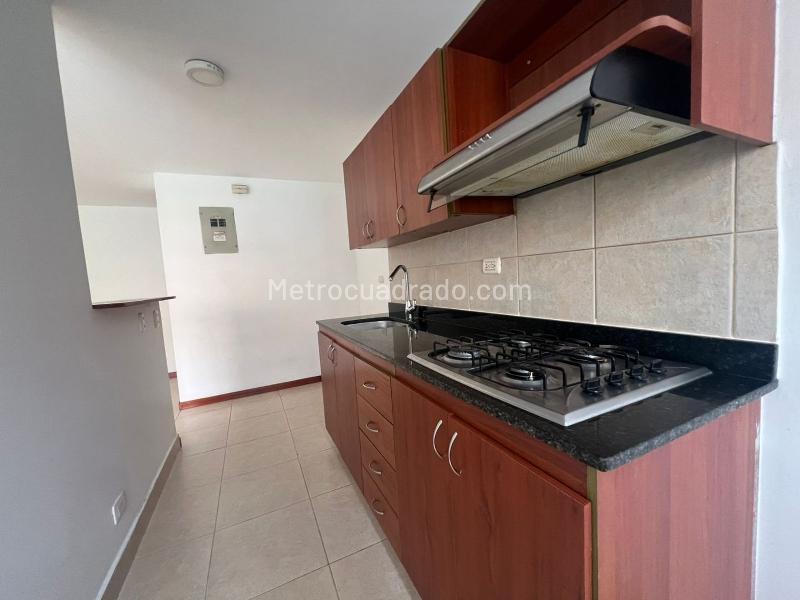 Cozy 3BR Apartment in Envigado - 6