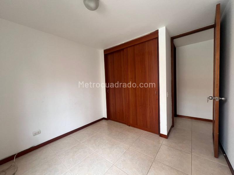 Cozy 3BR Apartment in Envigado - 9
