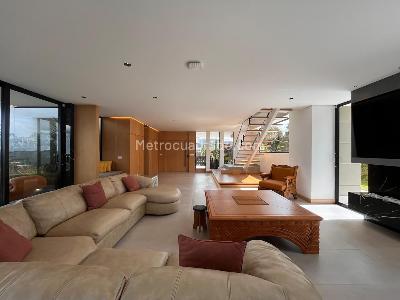 Casa de 4 alcobas en venta en Envigado, Envigado, 500 m² · foto 2 de 20