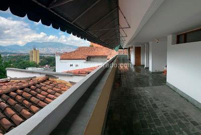 Apartamento en venta en El Poblado, Medellín · foto 10 de 11