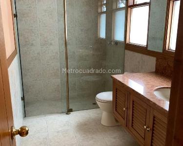Apartamento en venta en El Poblado, Medellín · foto 7 de 11
