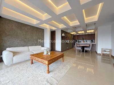 Apartamento en venta en El Poblado, Medellín · foto 2 de 19