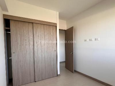 Apartamento de 3 alcobas en venta en Rionegro, Rionegro, 96 m² · foto 9 de 14