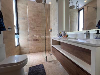 Casa de 3 alcobas en arriendo en Envigado, Envigado, 480 m² · foto 13 de 20