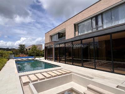 Casa de 3 alcobas en arriendo en Envigado, Envigado, 480 m² · foto 18 de 20