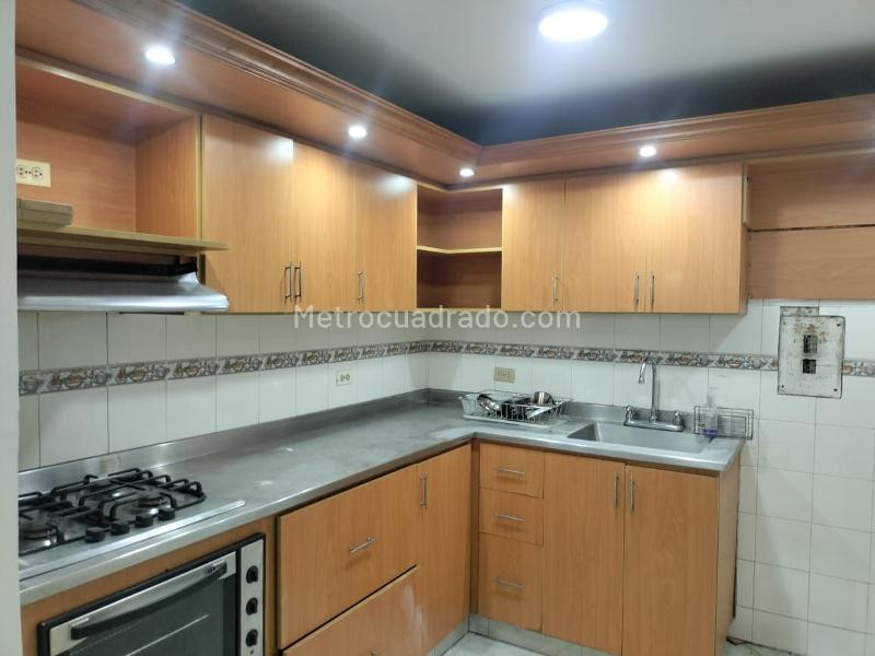 4BR Apartment in Tranquil Area of El Poblado - 5