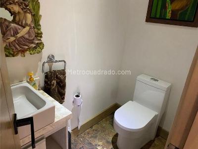 Casa de 3 alcobas en venta en Envigado, Envigado, 315 m² · foto 13 de 16