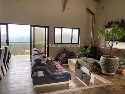 Casa de 3 alcobas en venta en Envigado, Envigado, 315 m² · foto 3 de 16