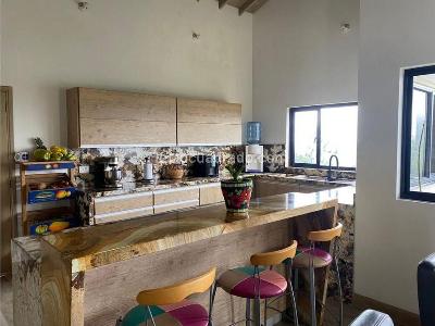 Casa de 3 alcobas en venta en Envigado, Envigado, 315 m² · foto 6 de 16