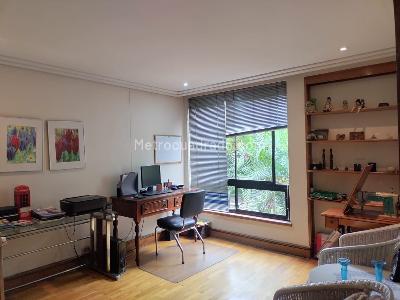 Apartamento de 4 alcobas en venta en El Poblado, Medellín, 236 m² · foto 14 de 19