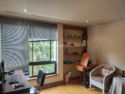 Apartamento de 4 alcobas en venta en El Poblado, Medellín, 236 m² · foto 15 de 19