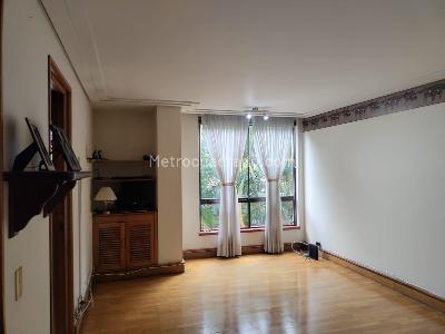 Apartamento de 4 alcobas en venta en El Poblado, Medellín, 236 m² · foto 16 de 19