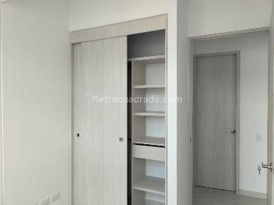 Apartamento de 3 alcobas en arriendo en Envigado, Envigado, 76 m² · foto 11 de 16