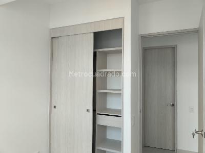Apartamento de 3 alcobas en arriendo en Envigado, Envigado, 76 m² · foto 13 de 16