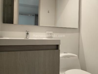Apartamento de 3 alcobas en arriendo en Envigado, Envigado, 76 m² · foto 14 de 16