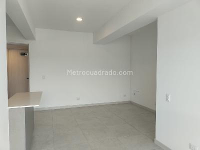 Apartamento de 3 alcobas en arriendo en Envigado, Envigado, 76 m² · foto 3 de 16