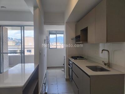Apartamento de 3 alcobas en arriendo en Envigado, Envigado, 76 m² · foto 5 de 16