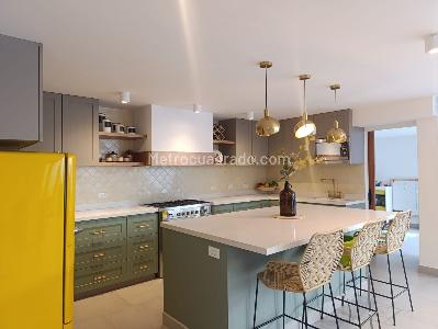 Casa de 4 alcobas en venta en El Poblado, Medellín, 293 m² · foto 7 de 20