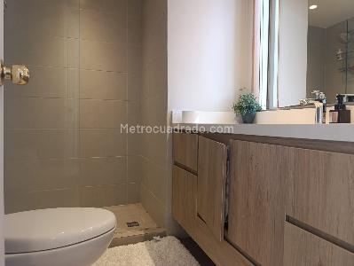 Apartamento de 3 alcobas en venta en San Lucas, Medellín, 200 m² · foto 18 de 18