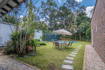 Casa de 5 alcobas en venta en Envigado, Envigado, 500 m² · foto 12 de 19