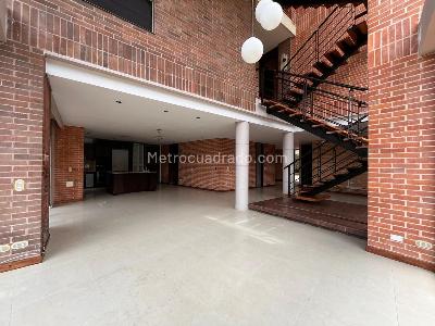 Casa en venta en Envigado, Envigado · foto 3 de 20