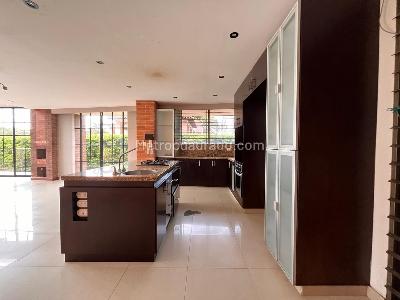 Casa en venta en Envigado, Envigado · foto 6 de 20