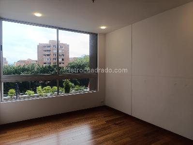 Apartamento en arriendo en El Poblado, Medellín · foto 12 de 19