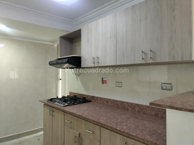 Modern 2BR Apartment with Terrace in El Poblado - 5