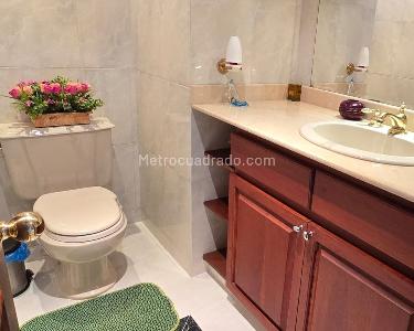 Apartamento en venta en El Poblado, Medellín · foto 14 de 17