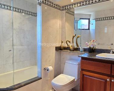 Apartamento en venta en El Poblado, Medellín · foto 15 de 17