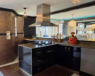 Apartamento en venta en El Poblado, Medellín · foto 7 de 17