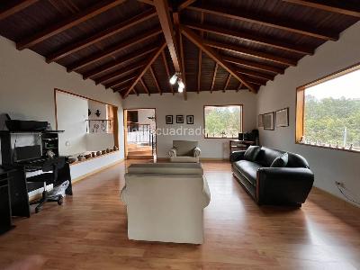 Casa de 3 alcobas en venta en Envigado, Envigado, 425 m² · foto 11 de 20