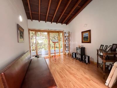 Casa de 3 alcobas en venta en Envigado, Envigado, 425 m² · foto 9 de 20