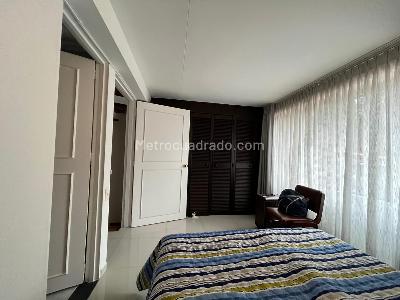 Casa de 3 alcobas en venta en El Poblado, Medellín, 180 m² · foto 11 de 17