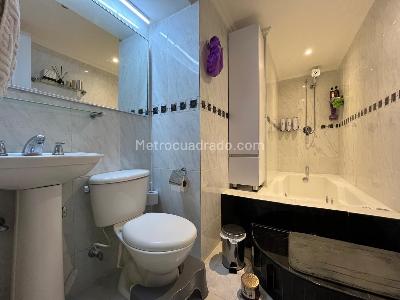Casa de 3 alcobas en venta en El Poblado, Medellín, 180 m² · foto 15 de 17