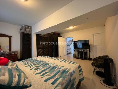 Casa de 3 alcobas en venta en El Poblado, Medellín, 180 m² · foto 7 de 17