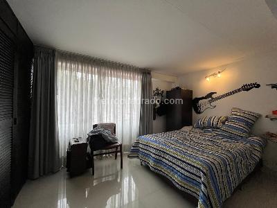 Casa de 3 alcobas en venta en El Poblado, Medellín, 180 m² · foto 9 de 17