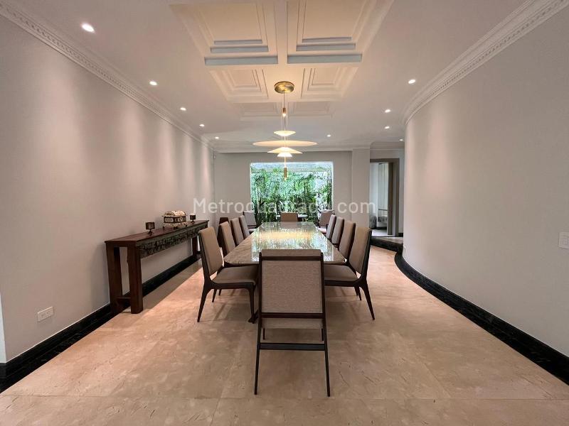 Spacious 5BR House with Pool in El Poblado - 3