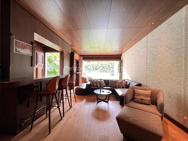 Spacious 5BR House with Pool in El Poblado - 8