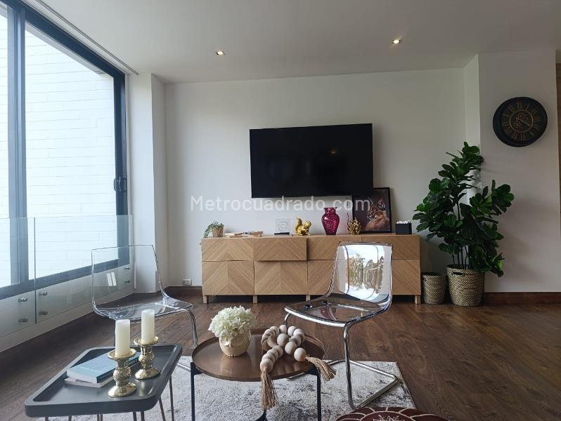 Furnished Studio Apartment with Jacuzzi in El Poblado - 2