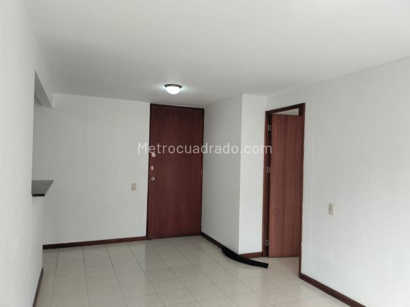 1BR Furnished-Style Apartaestudio in El Poblado, Medellín - 3
