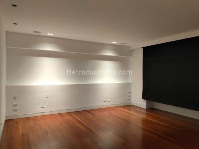 Apartamento de 3 alcobas en venta en El Poblado, Medellín, 288 m² · foto 11 de 20